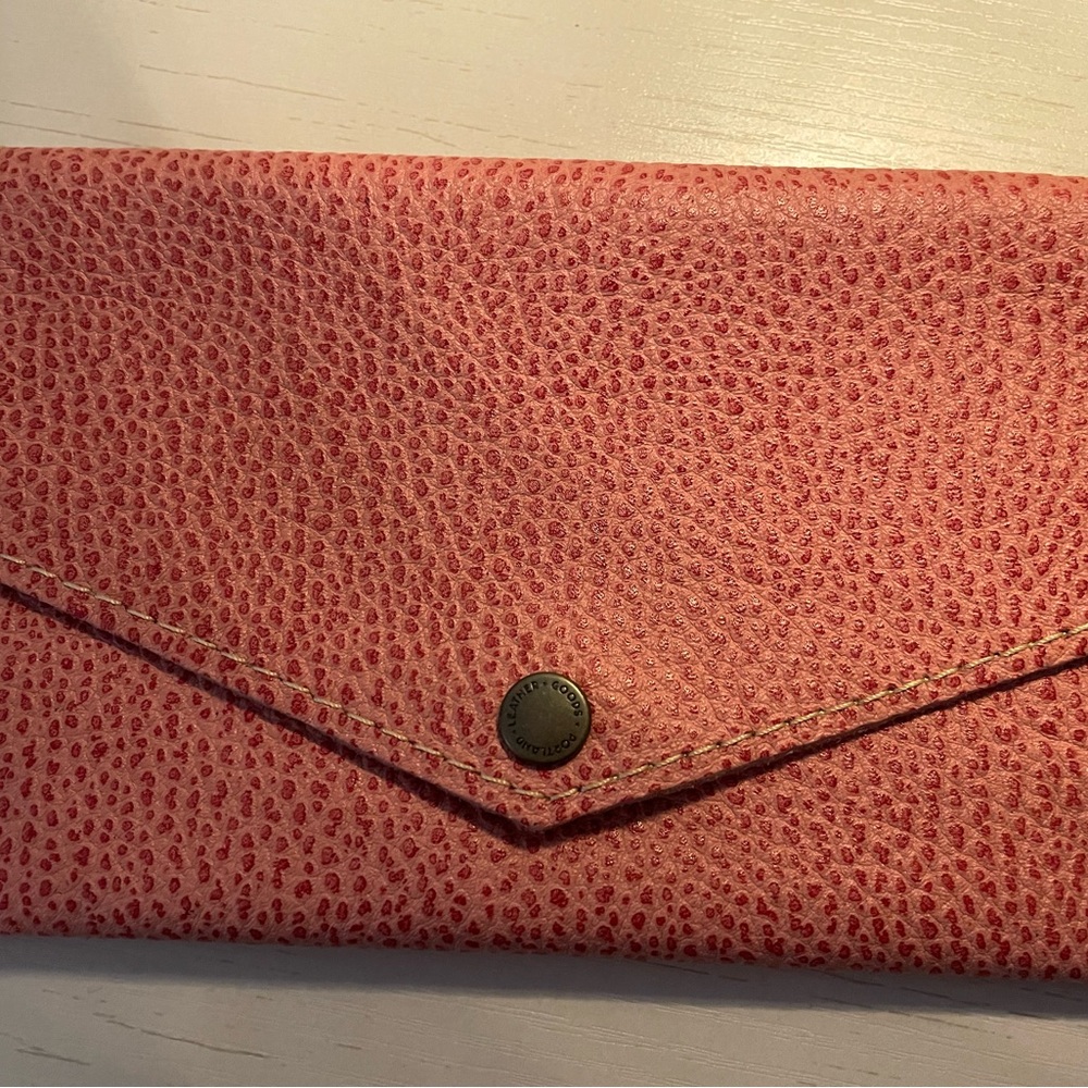 Portland Leather Pink Textured Women's Clutch